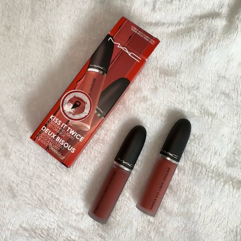 Mac kiss it twice powder kiss liquid